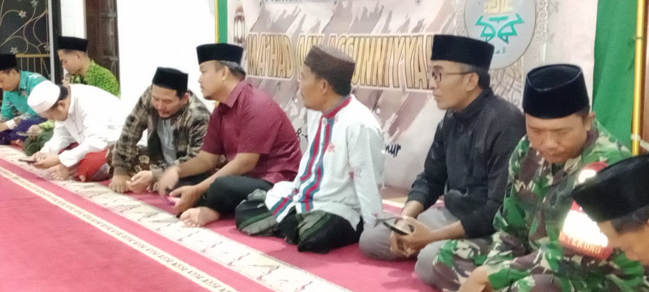 Serah Terima Mahasantri KKN Ma'had Aly Assunniyah Kencong Jember